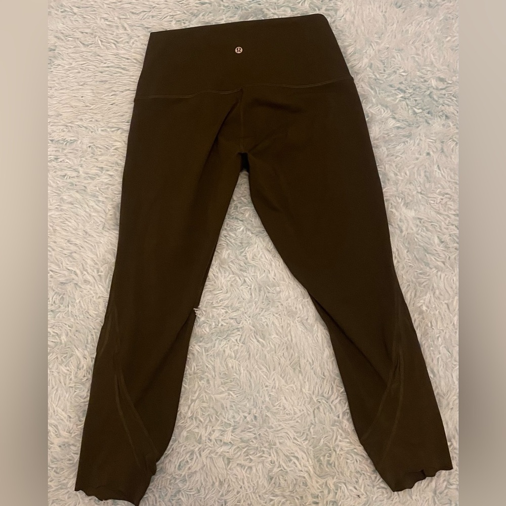 Lululemon leggings size 10